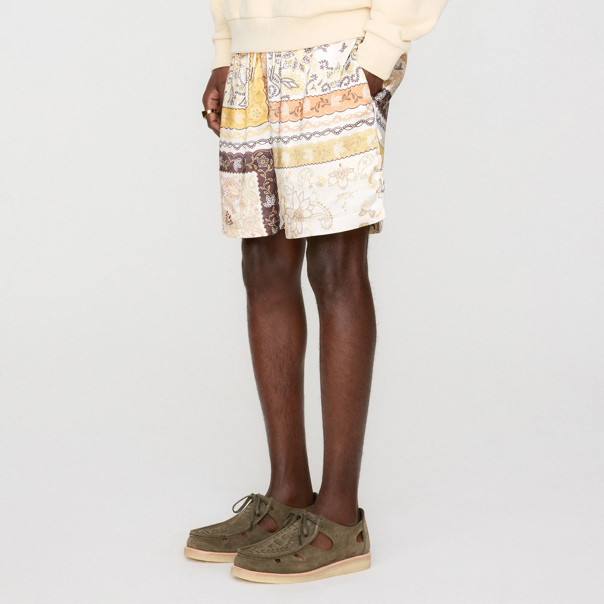 10581-kith-panelled-bandana-active-short-1.webp