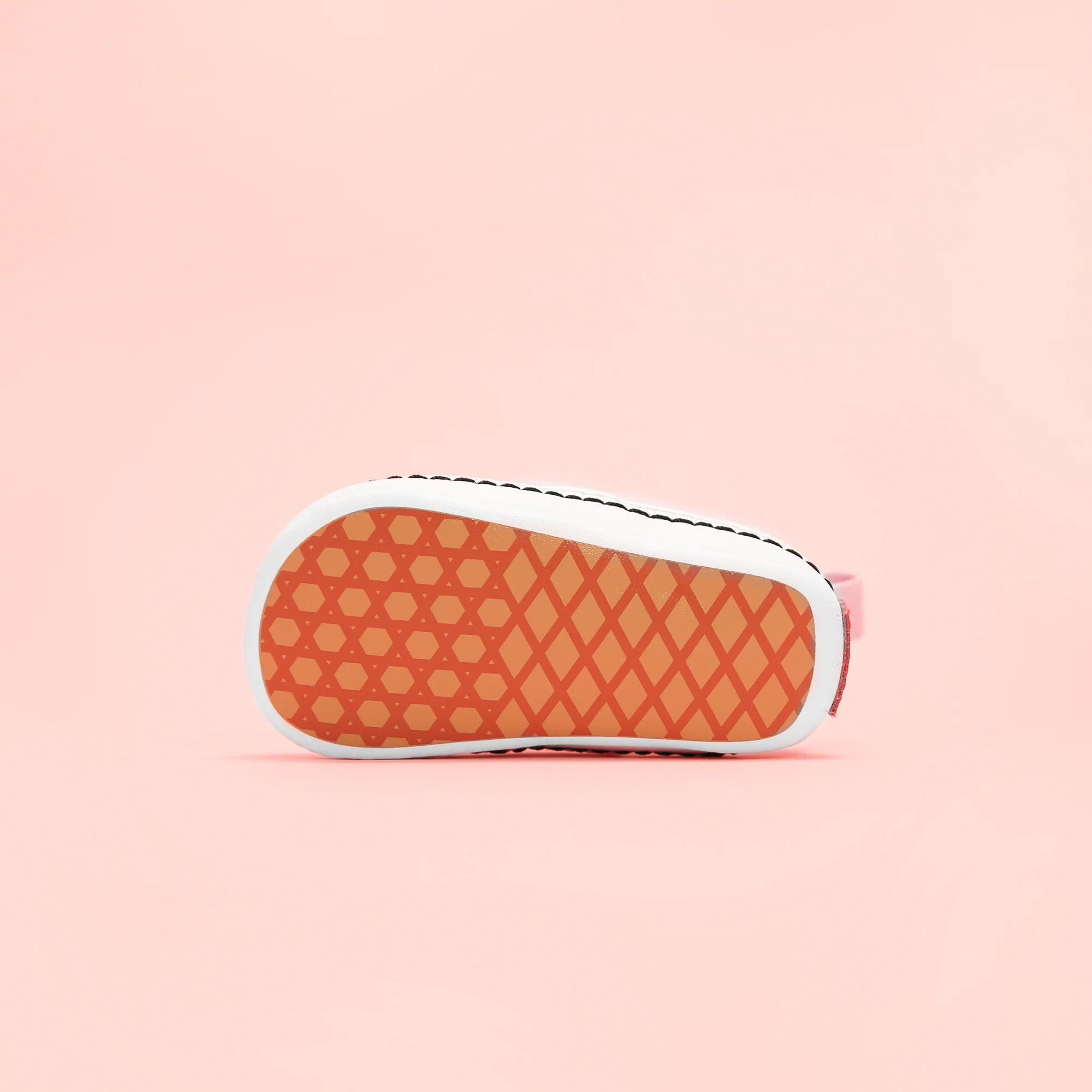 Checkerboard Slip-on V Crib