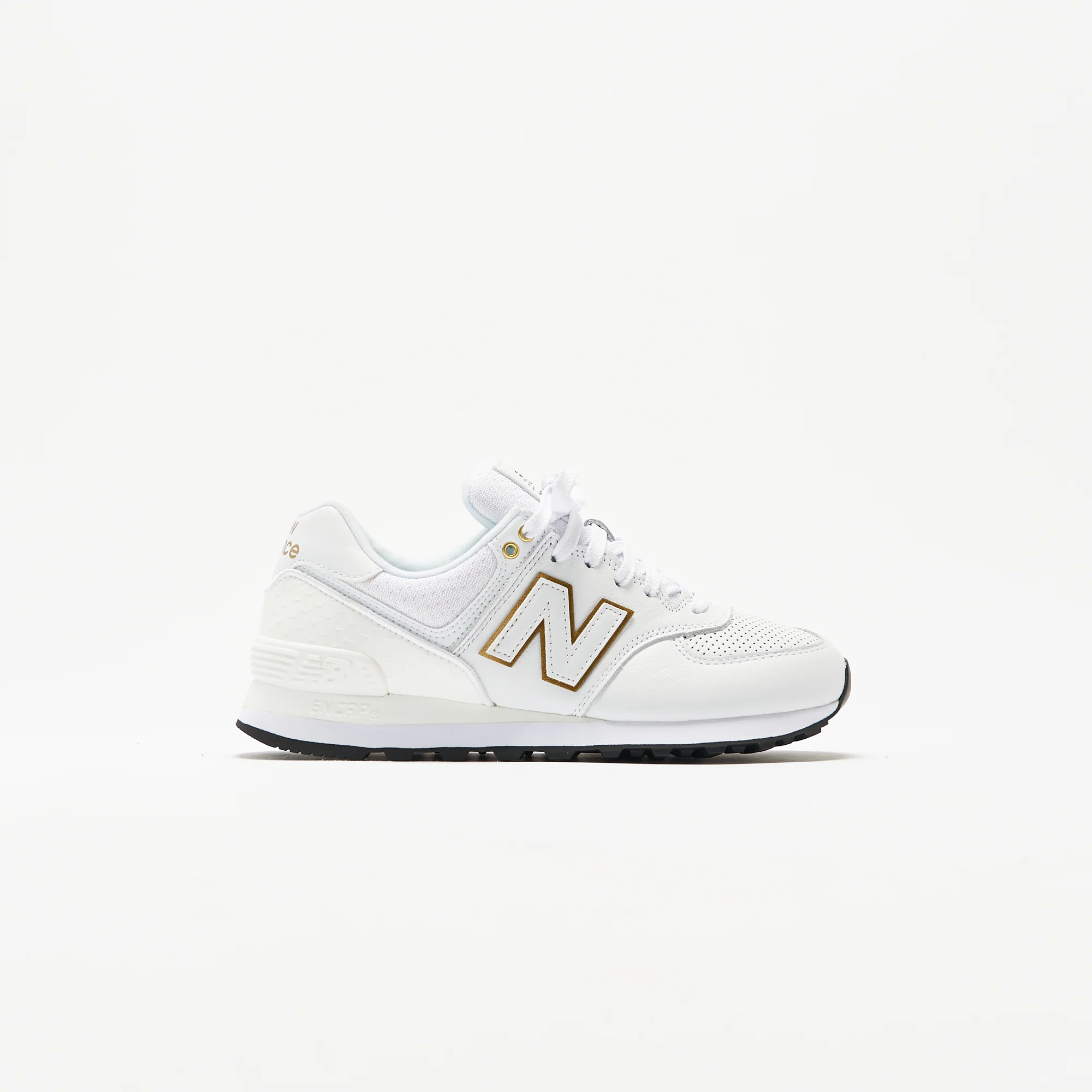 WMNS 574