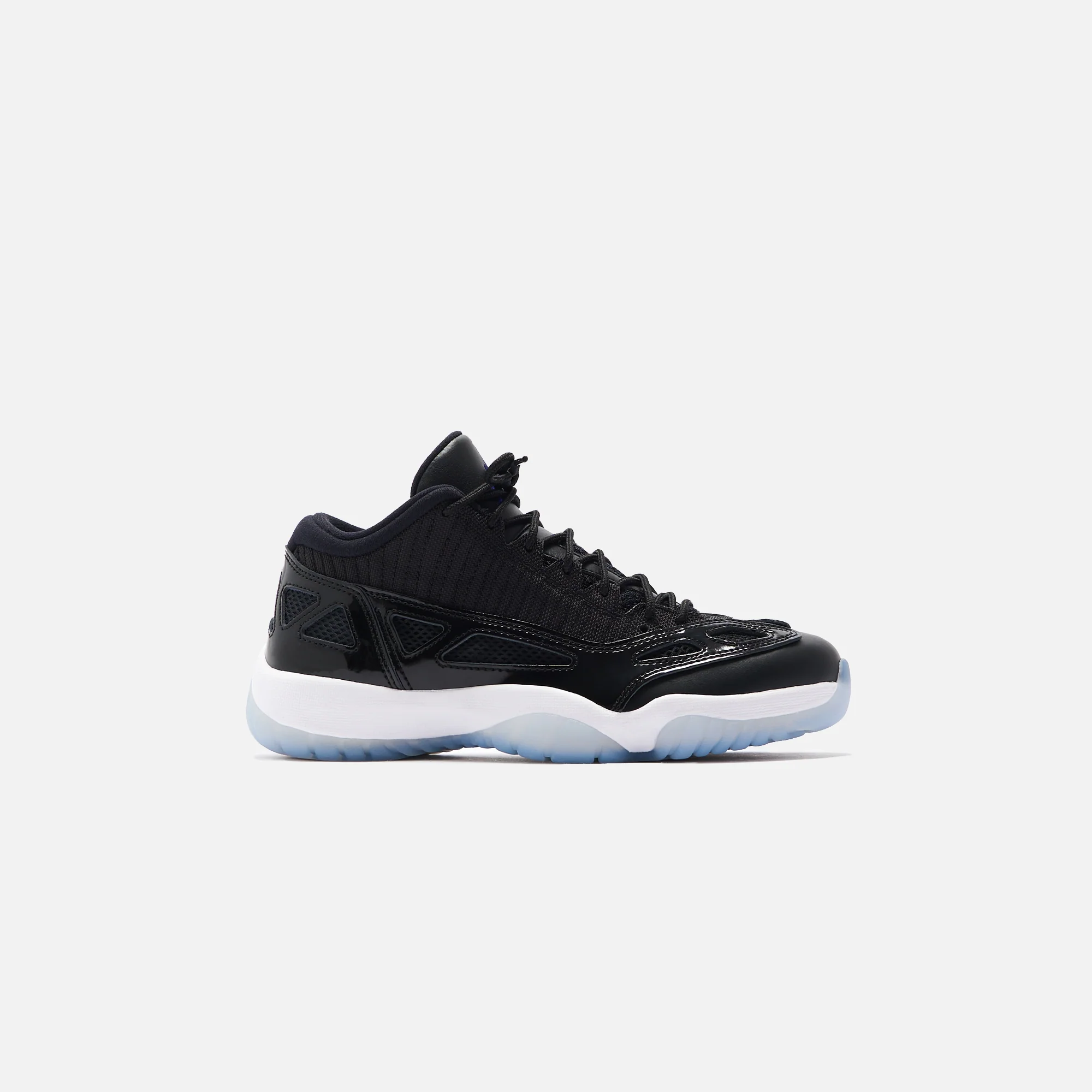 Nike Air  11 Retro Low LE