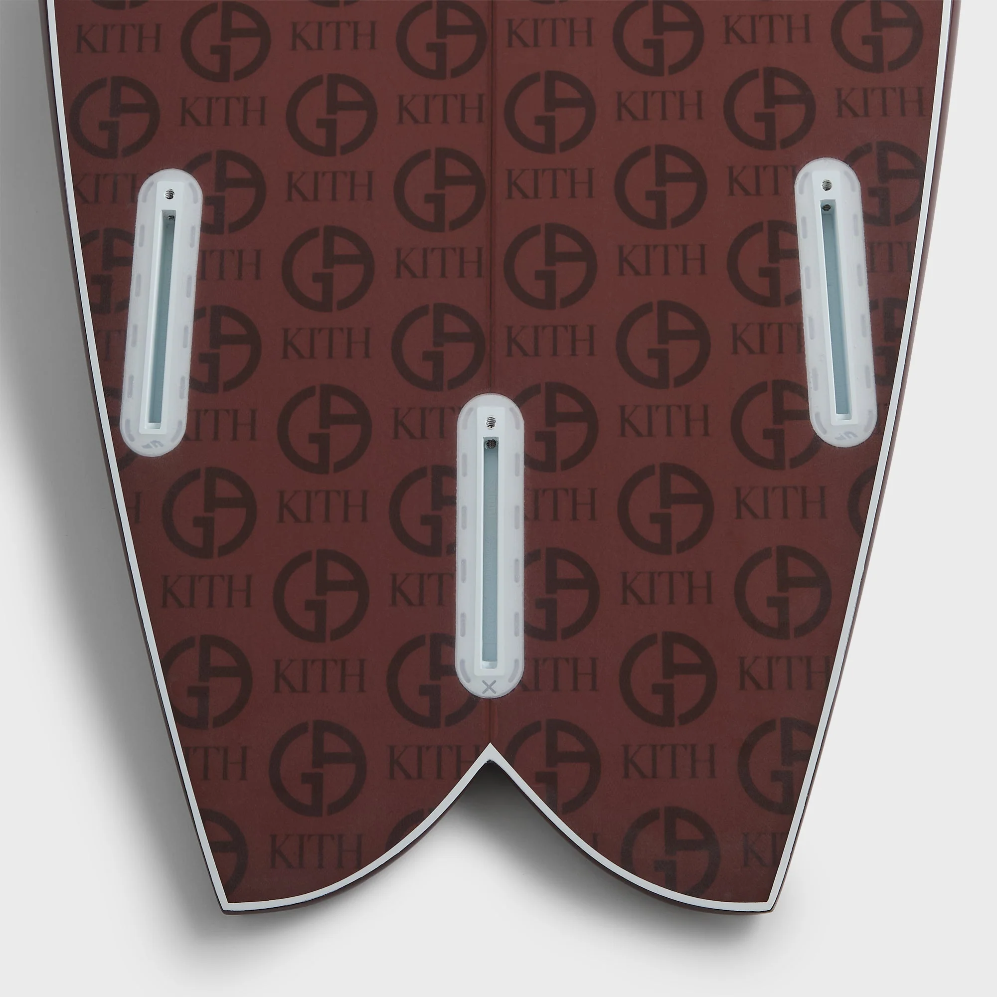 13009-giorgio-armani-kith-the-hamptons-surfboard-1.webp