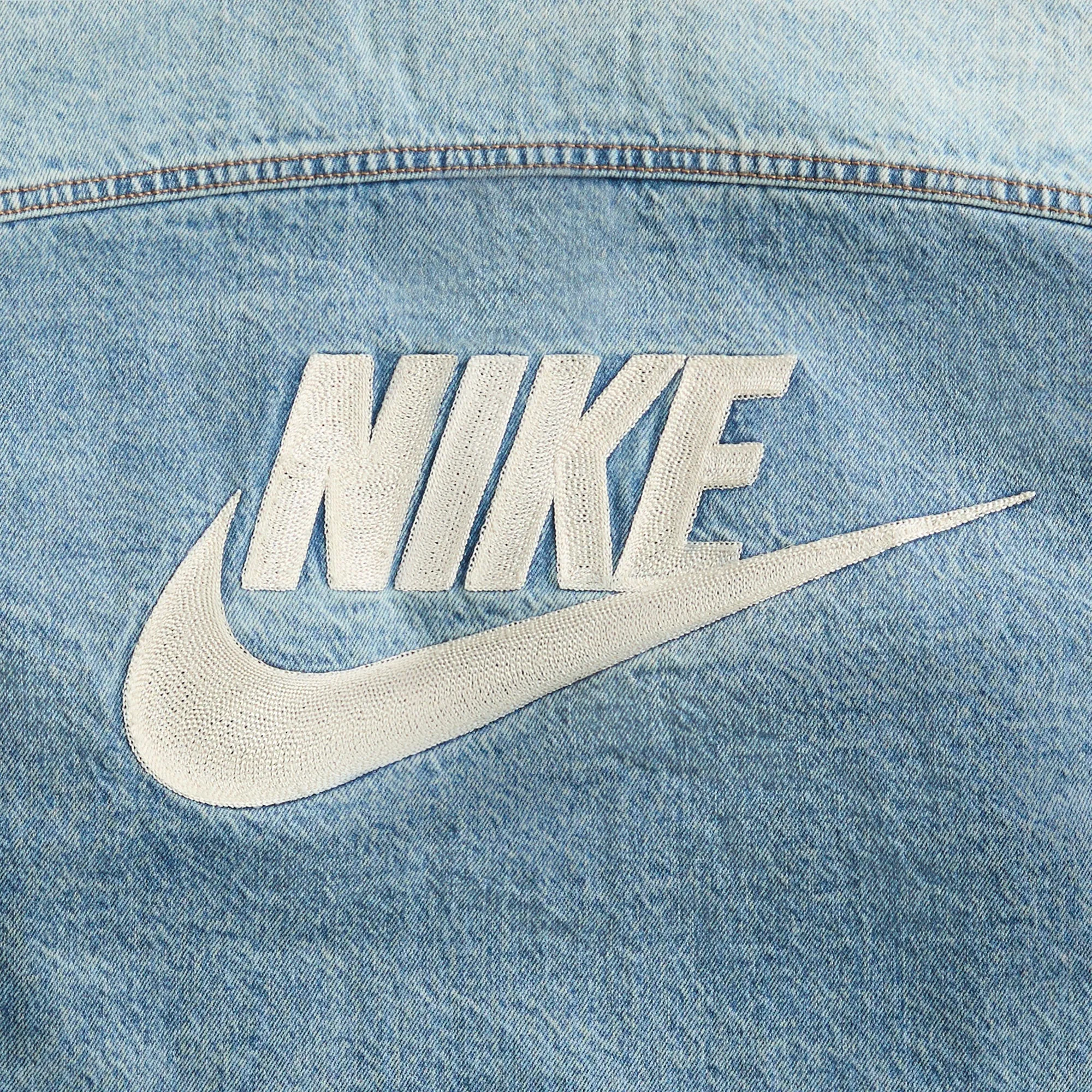 13080-levi-s-x-nike-trucker-jacket-1.jpg