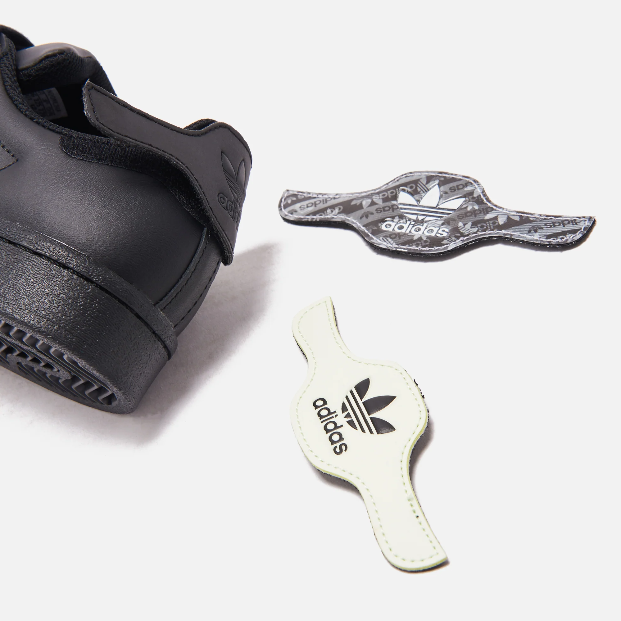 1776-adidas-superstar-1.webp