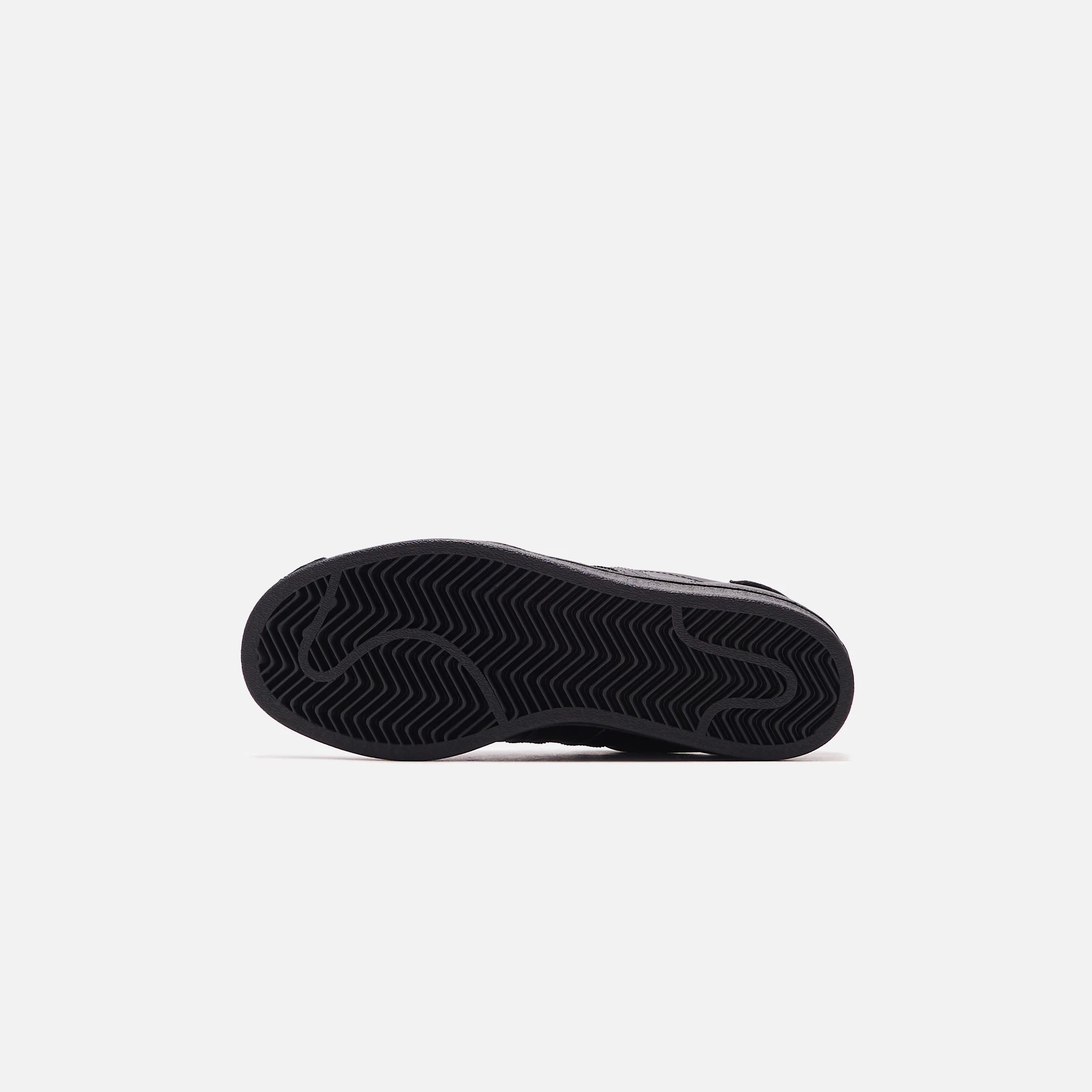 1776-adidas-superstar-1.webp