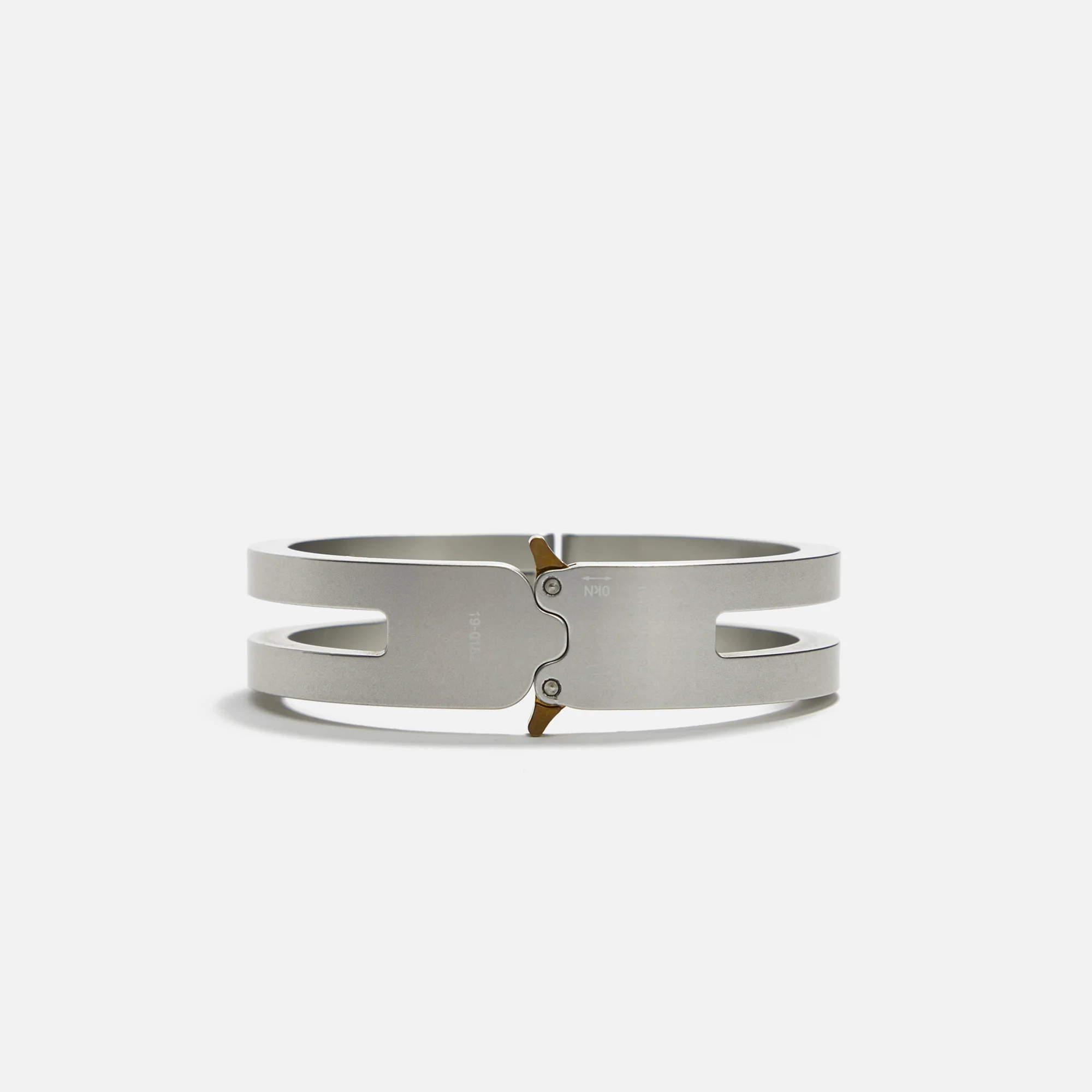 1017 ALYX 9SM Buckle Bracelet Cut Out