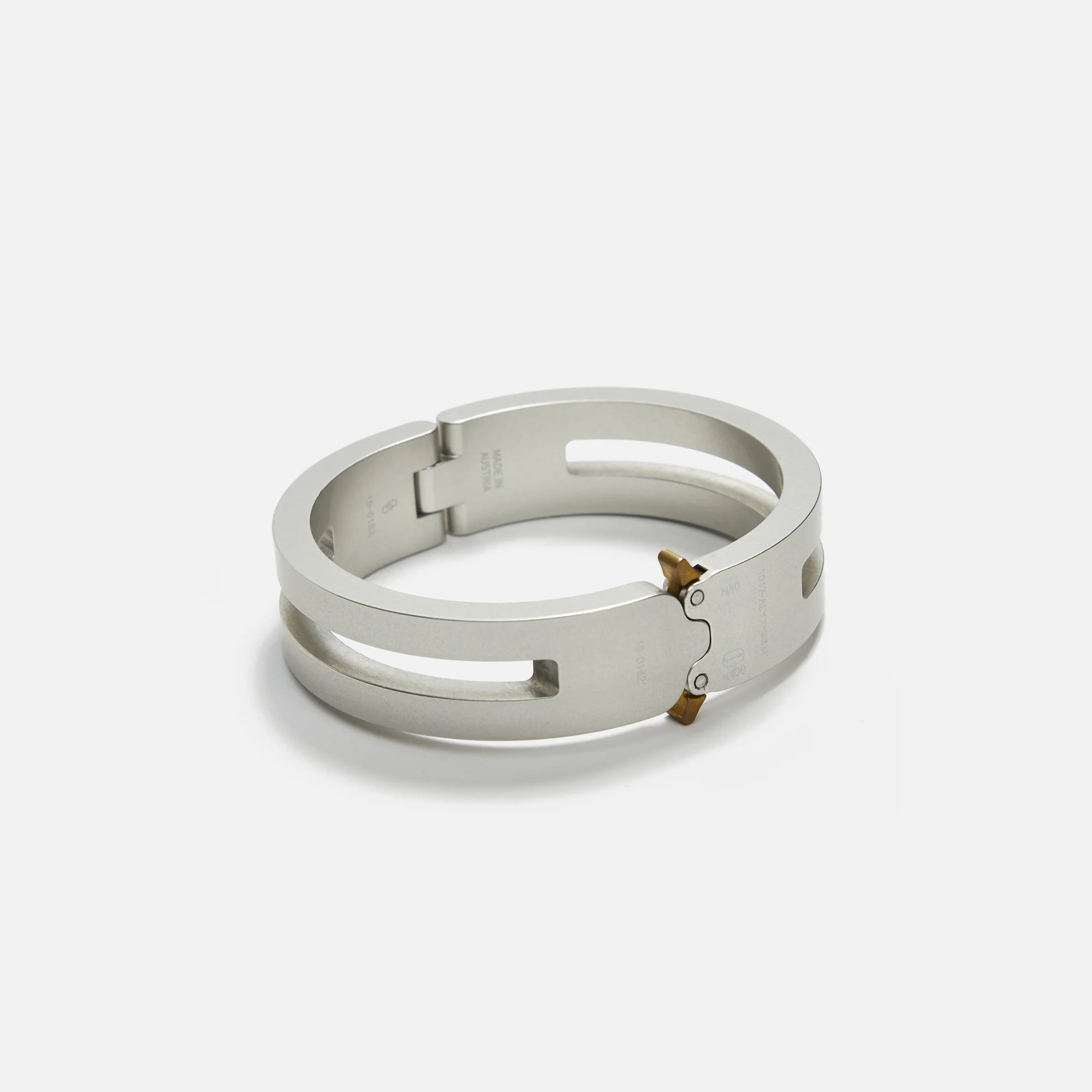 1017 ALYX 9SM Buckle Bracelet Cut Out