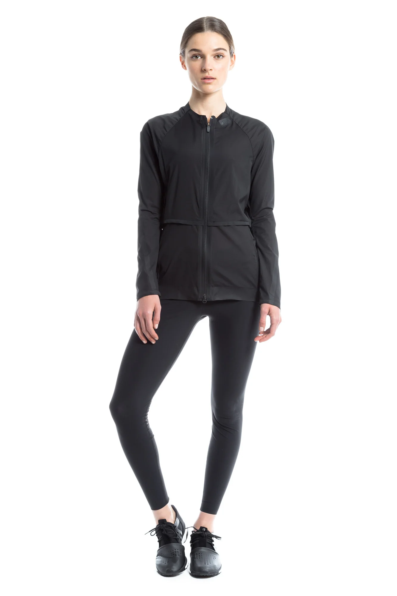 222-y-3-sport-wmns-airflow-breaker-1.webp