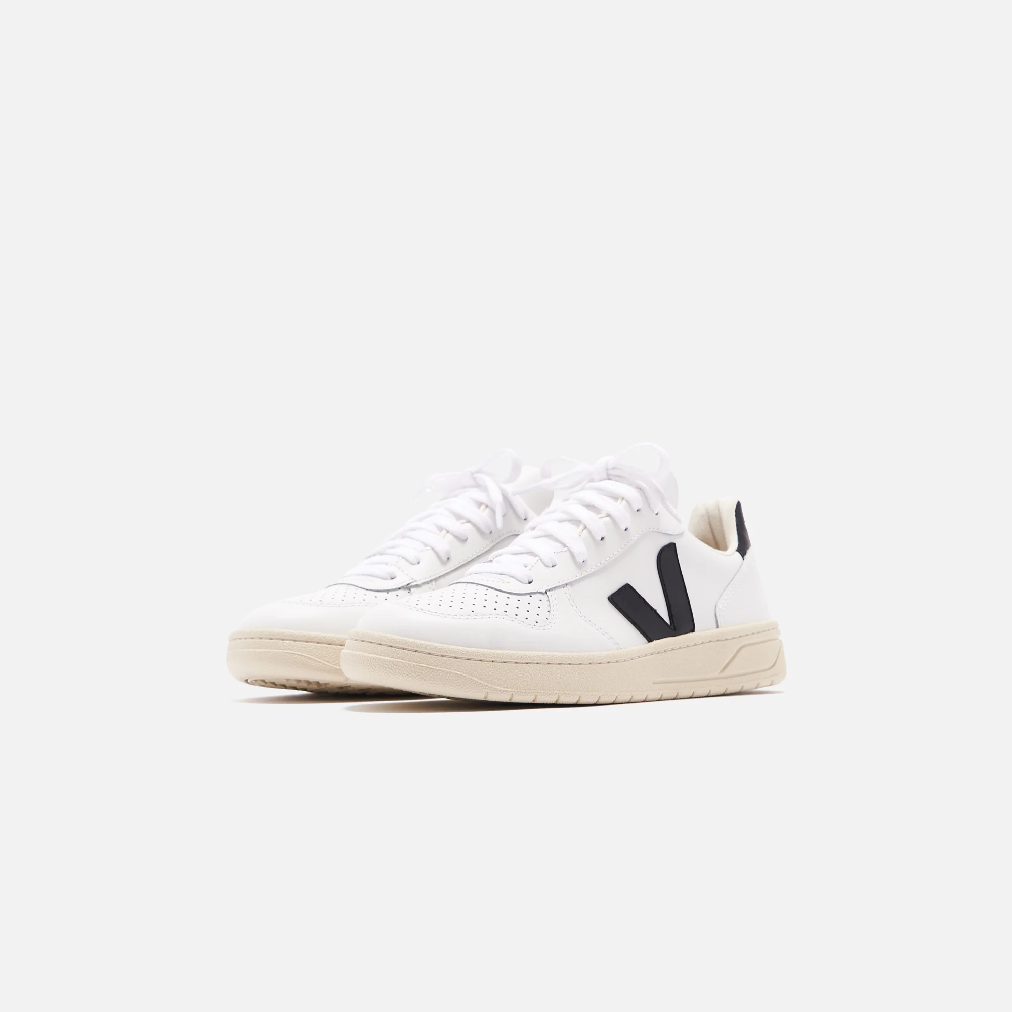 2574–wmns-v-10-1.webp