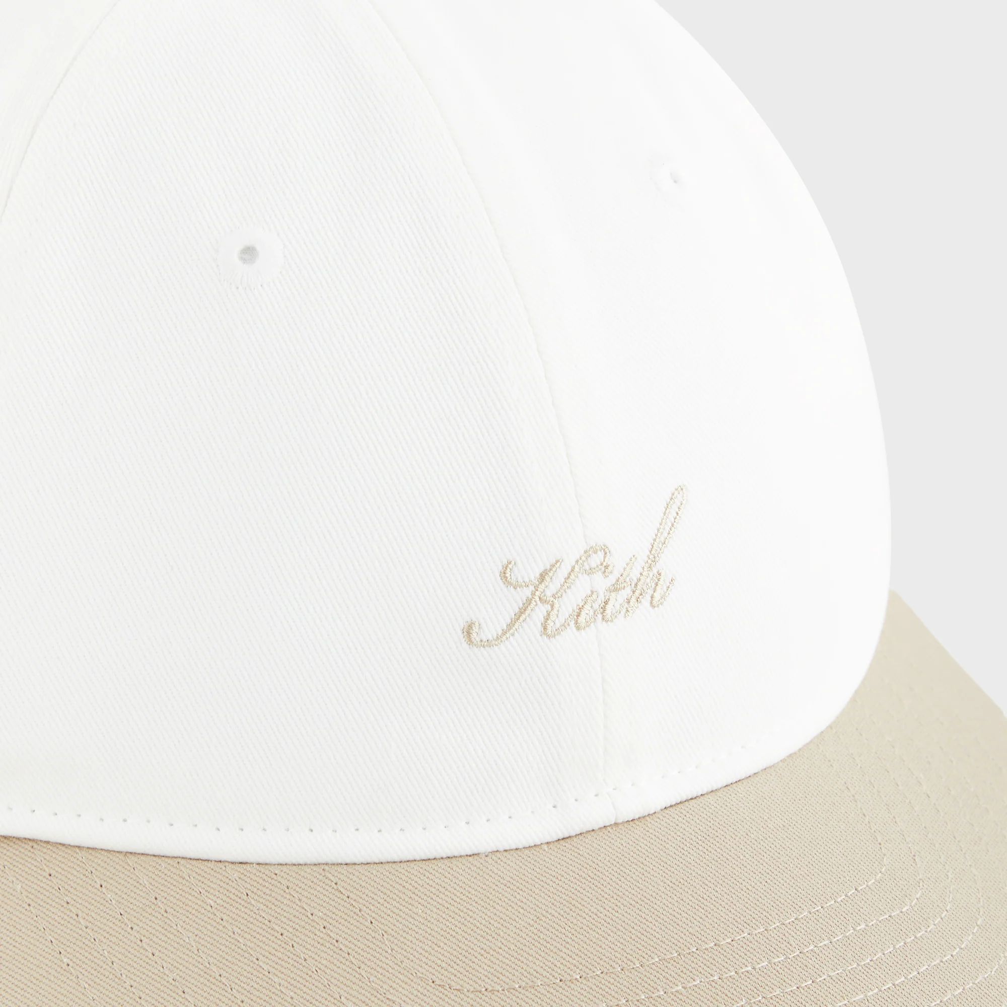 2861-kith-women-script-logo-classic-cap-1.webp
