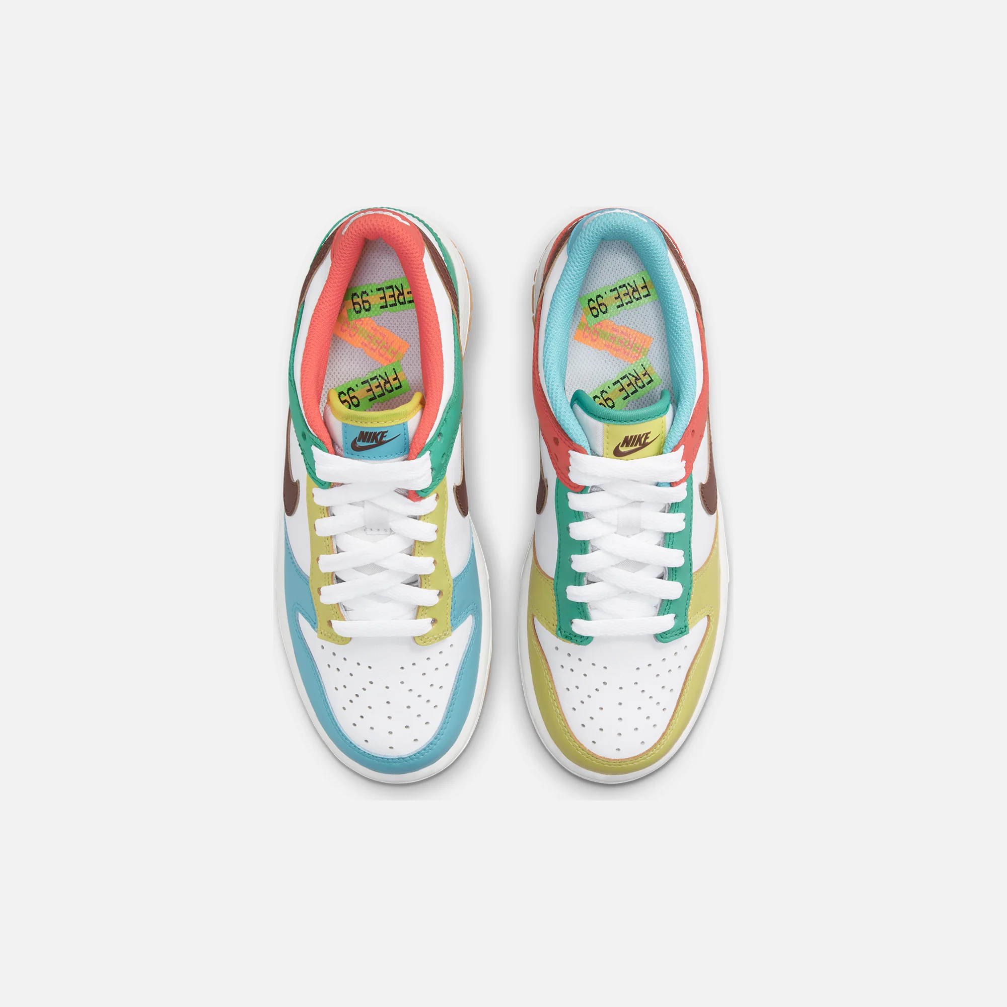 2902–gs-dunk-low-se-1.webp