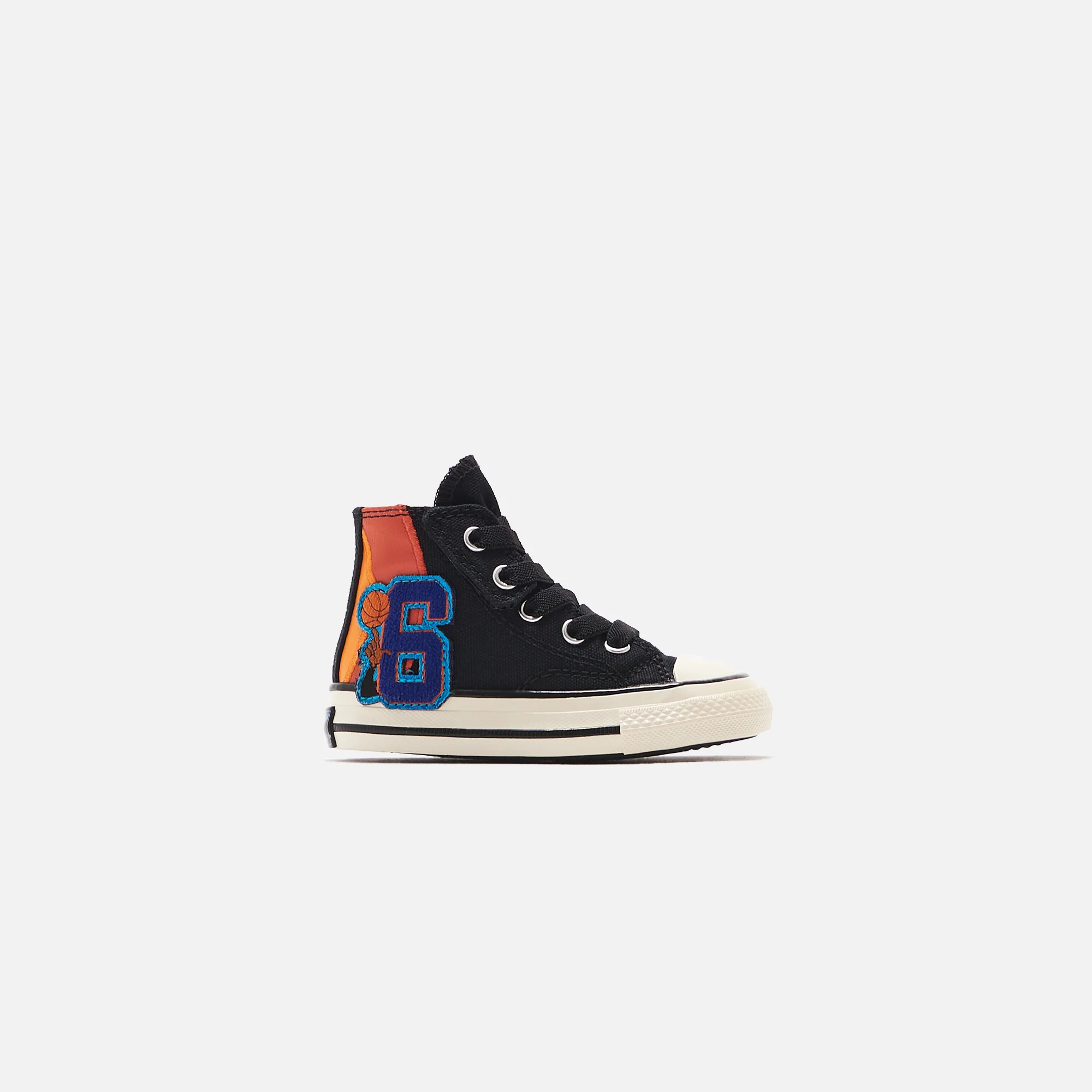 x Space Jam CT70 Infant