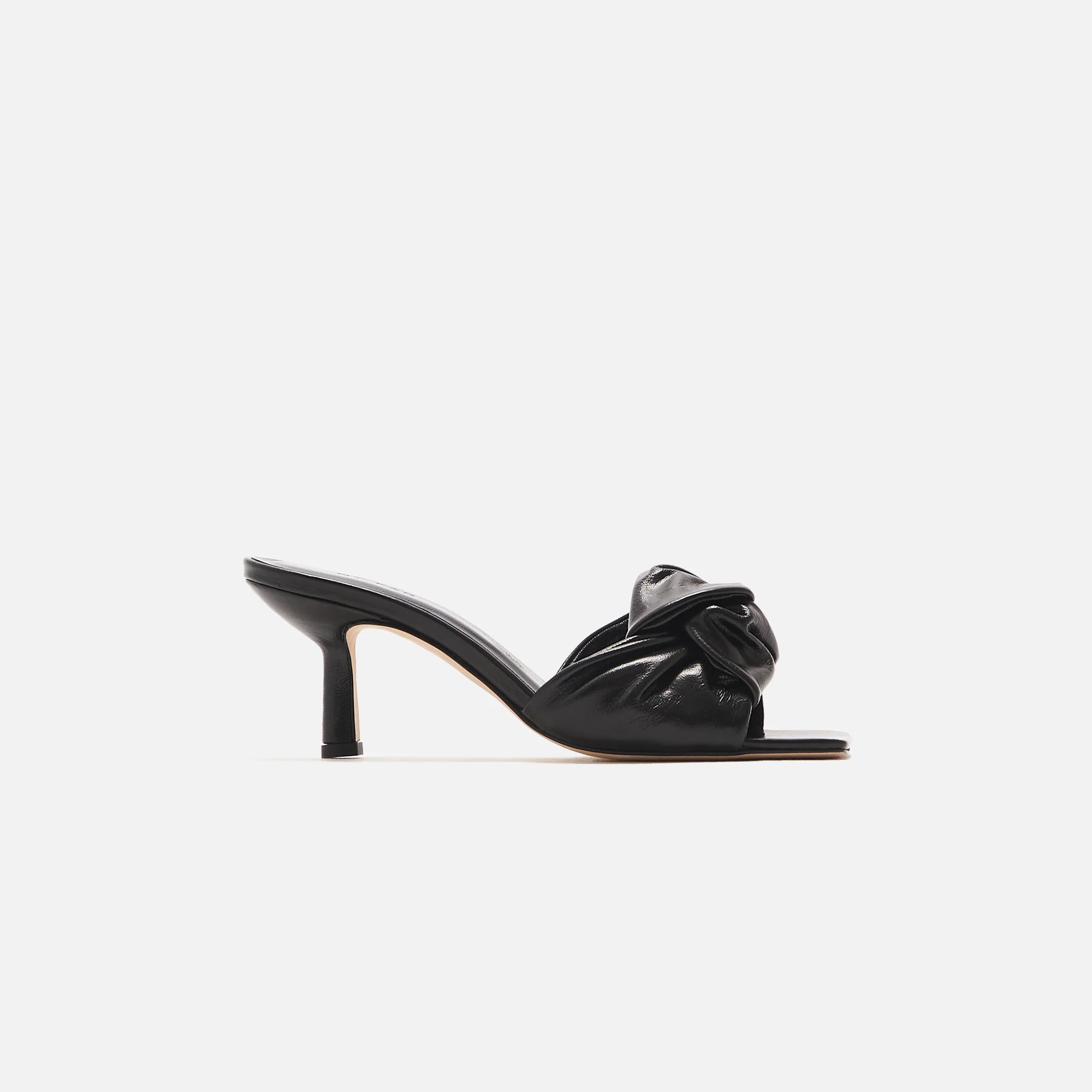 WMNS Lana Black Gloss Leather