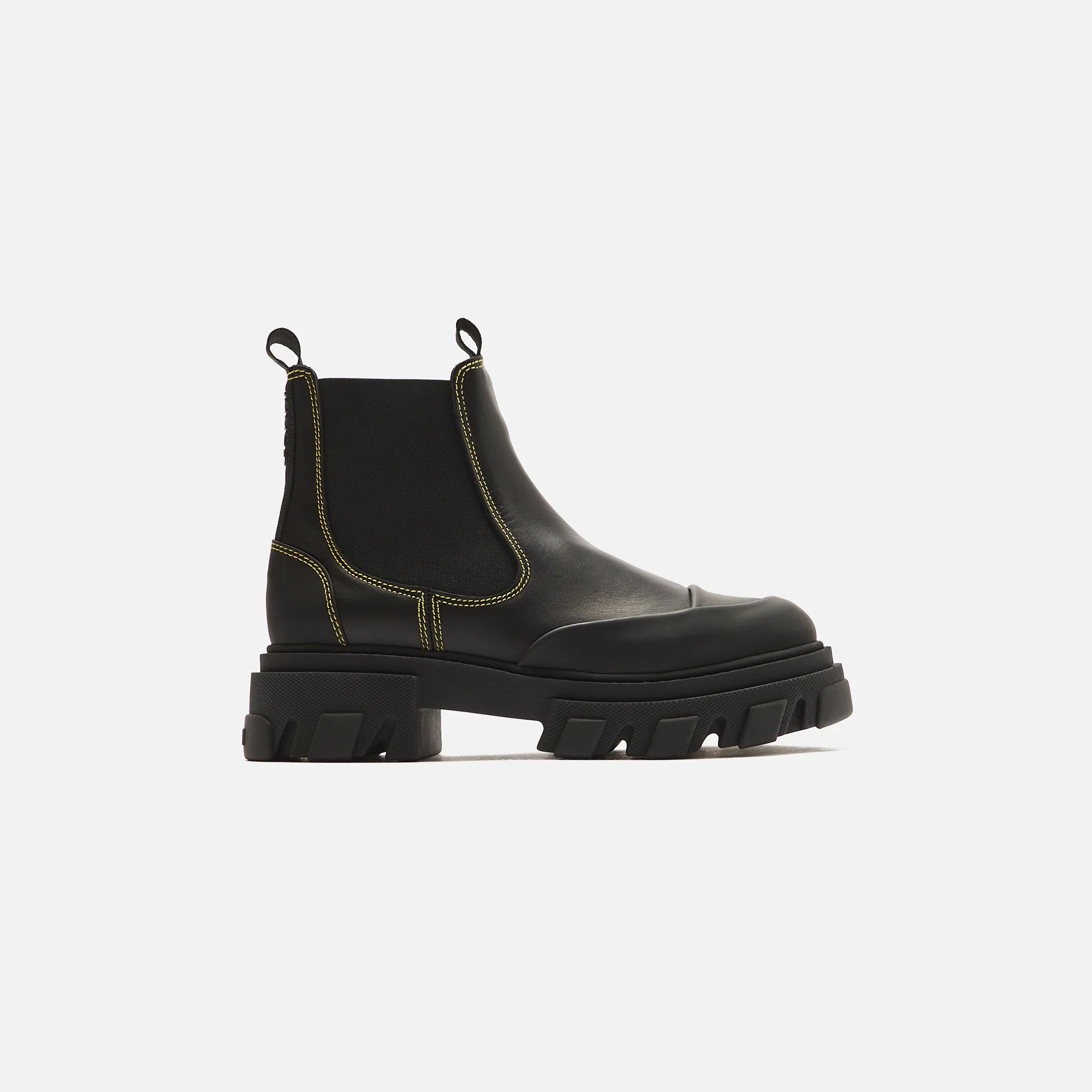 WMNS Low Chelsea