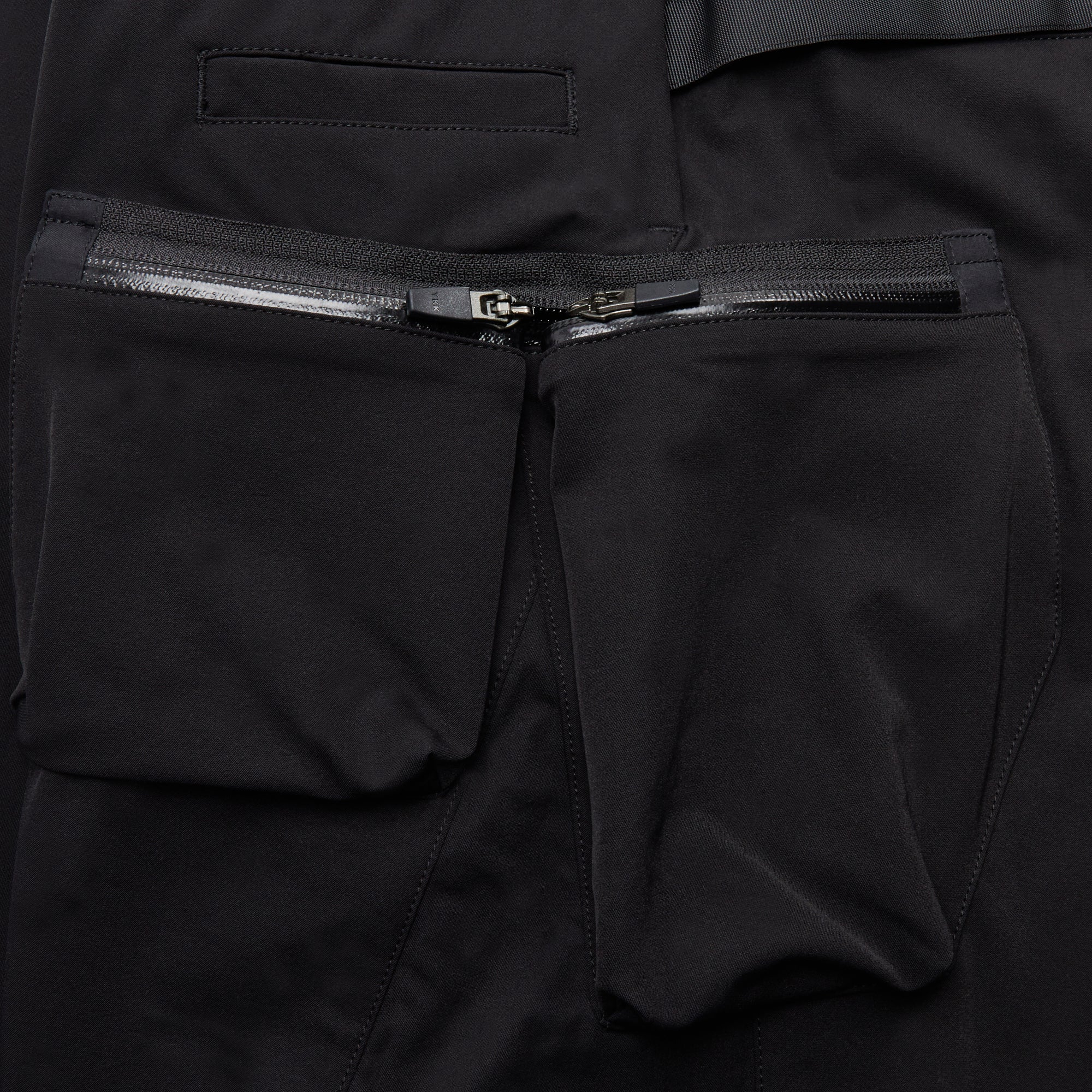 3464–p41-schoeller-dryskin-articulated-cargo-trouser-1.webp