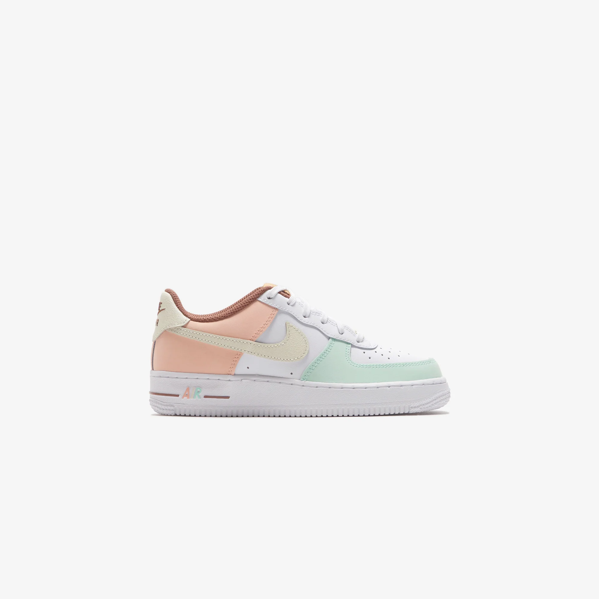 Air Force 1 LV8 SC