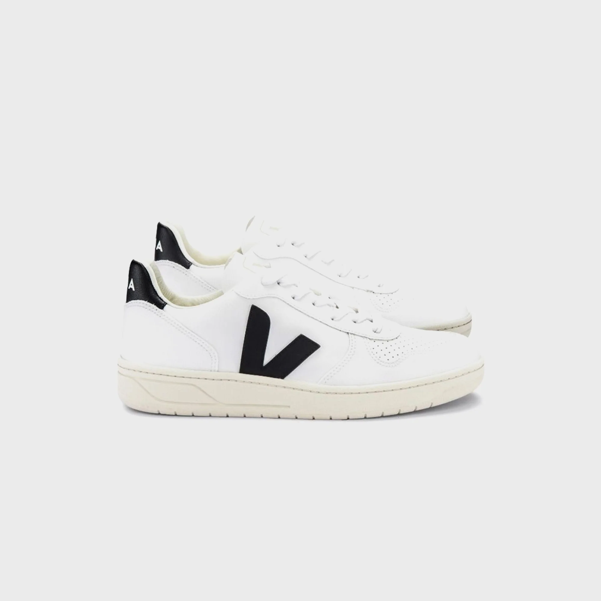 WMNS V-10 Extra White / Black