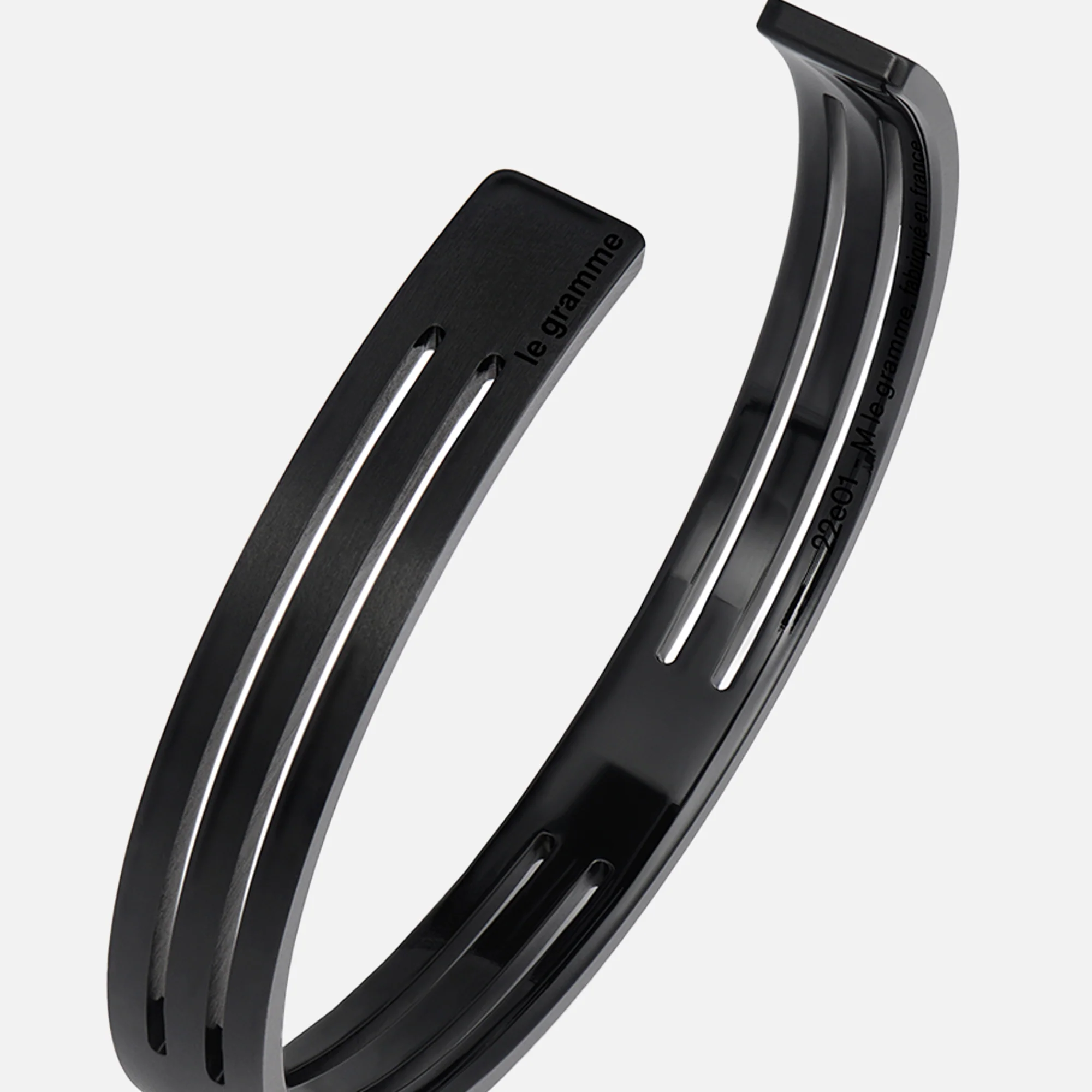 8g Punched Ribbon Bracelet