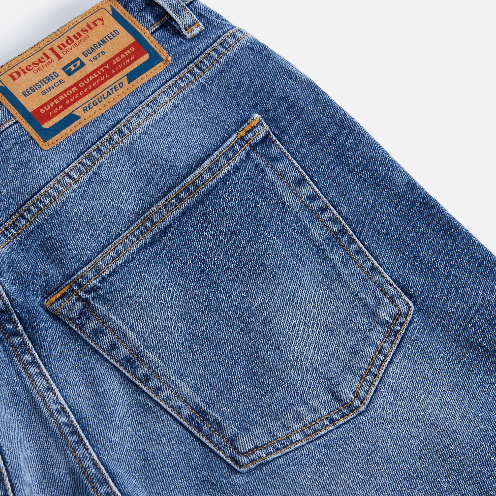 5149–denim-ark-fsc-d-logo-denim-1.webp