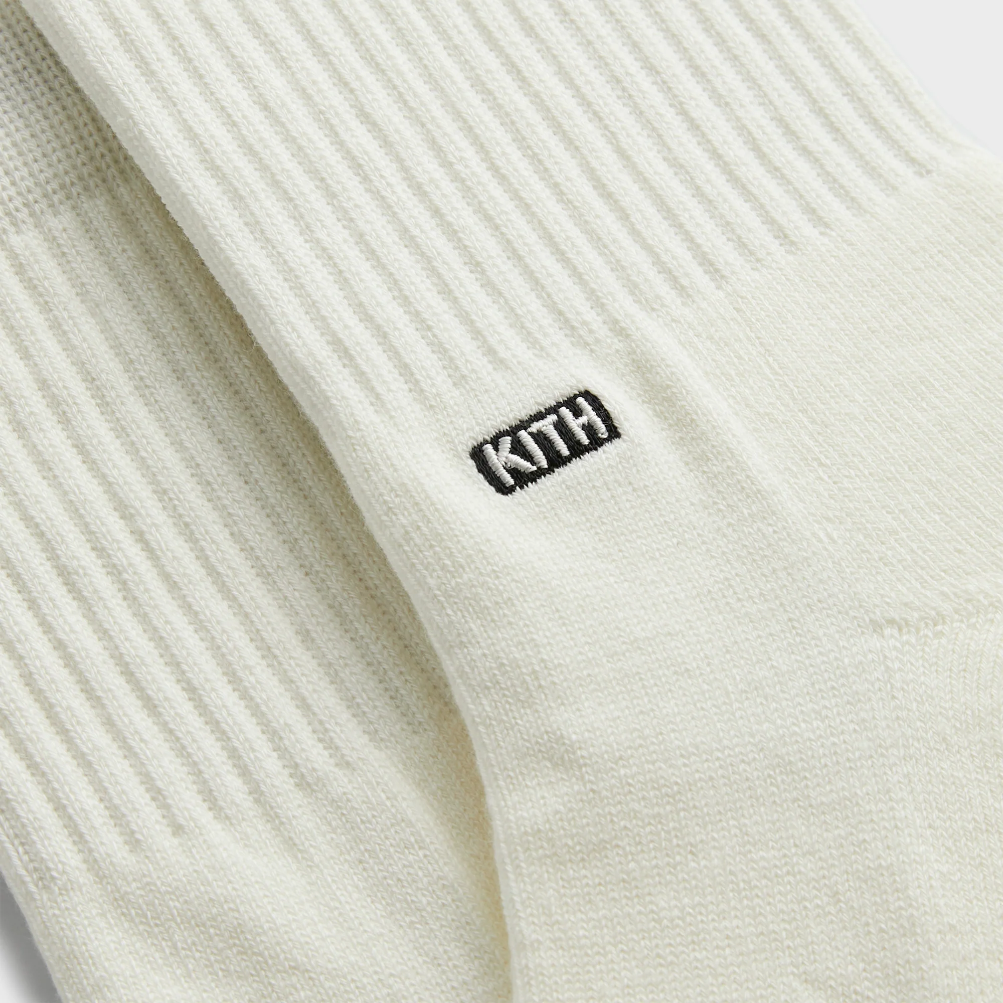 5201-kith-classic-half-crew-3-pack-socks-1.webp