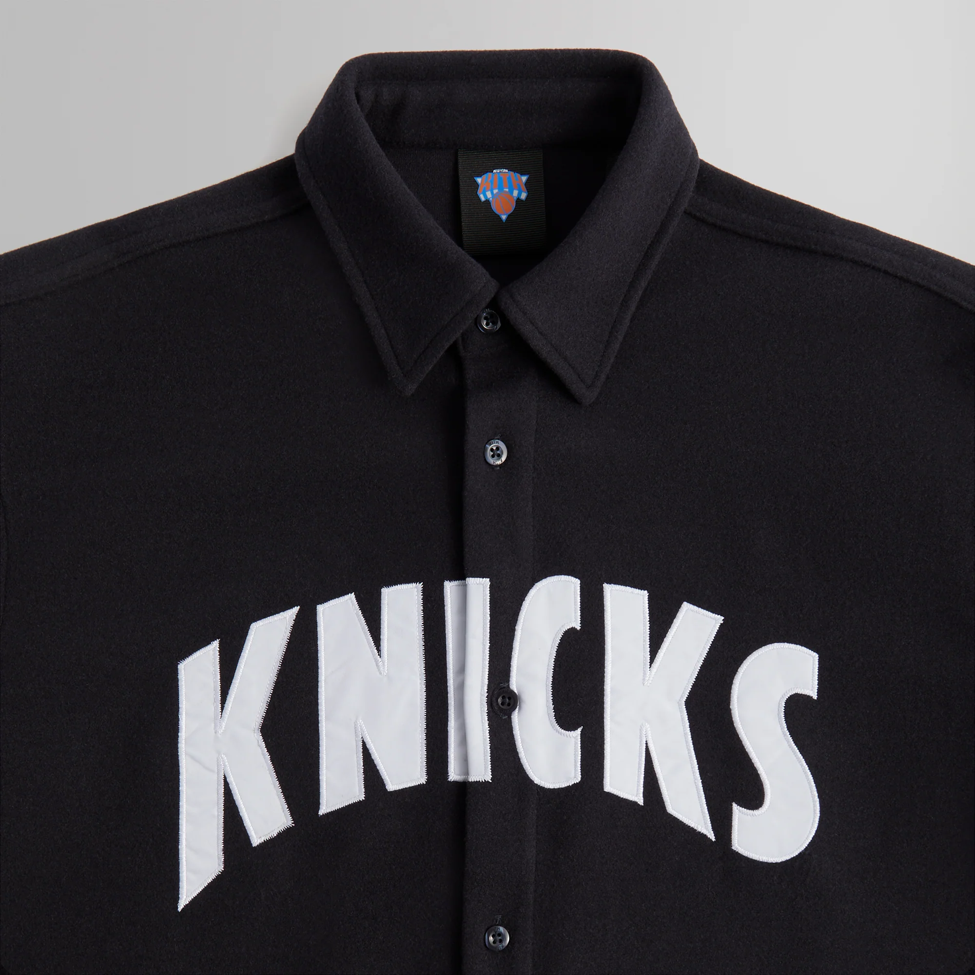 5836-kith-for-the-new-york-knicks-apollo-buttondown-1.webp