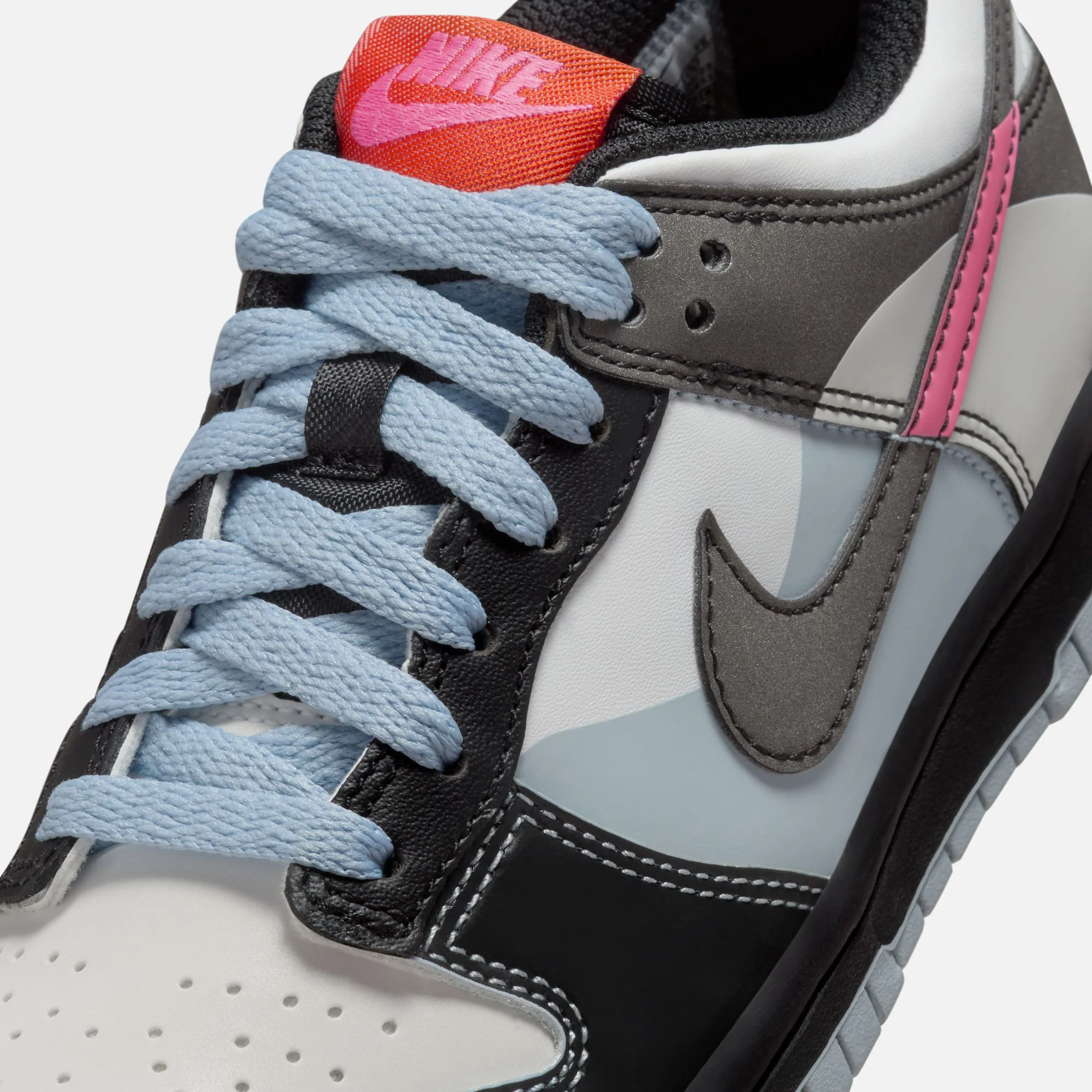 5982–gs-dunk-low-se-1.webp