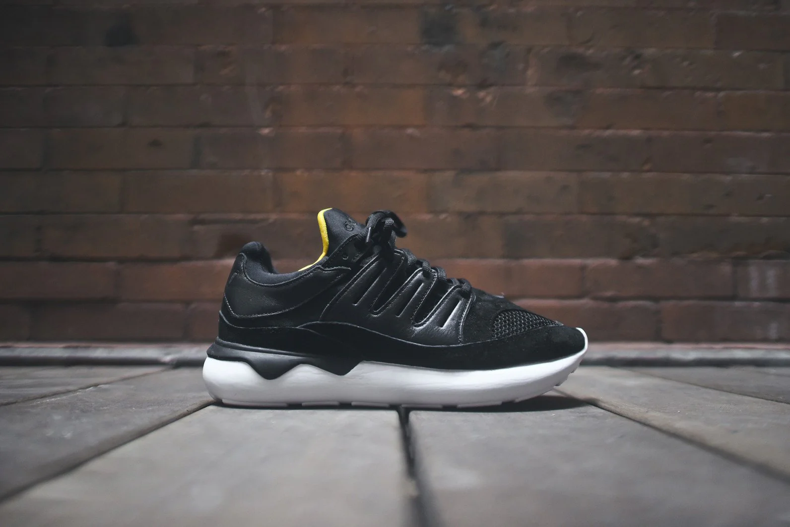 adidas Tubular 93
