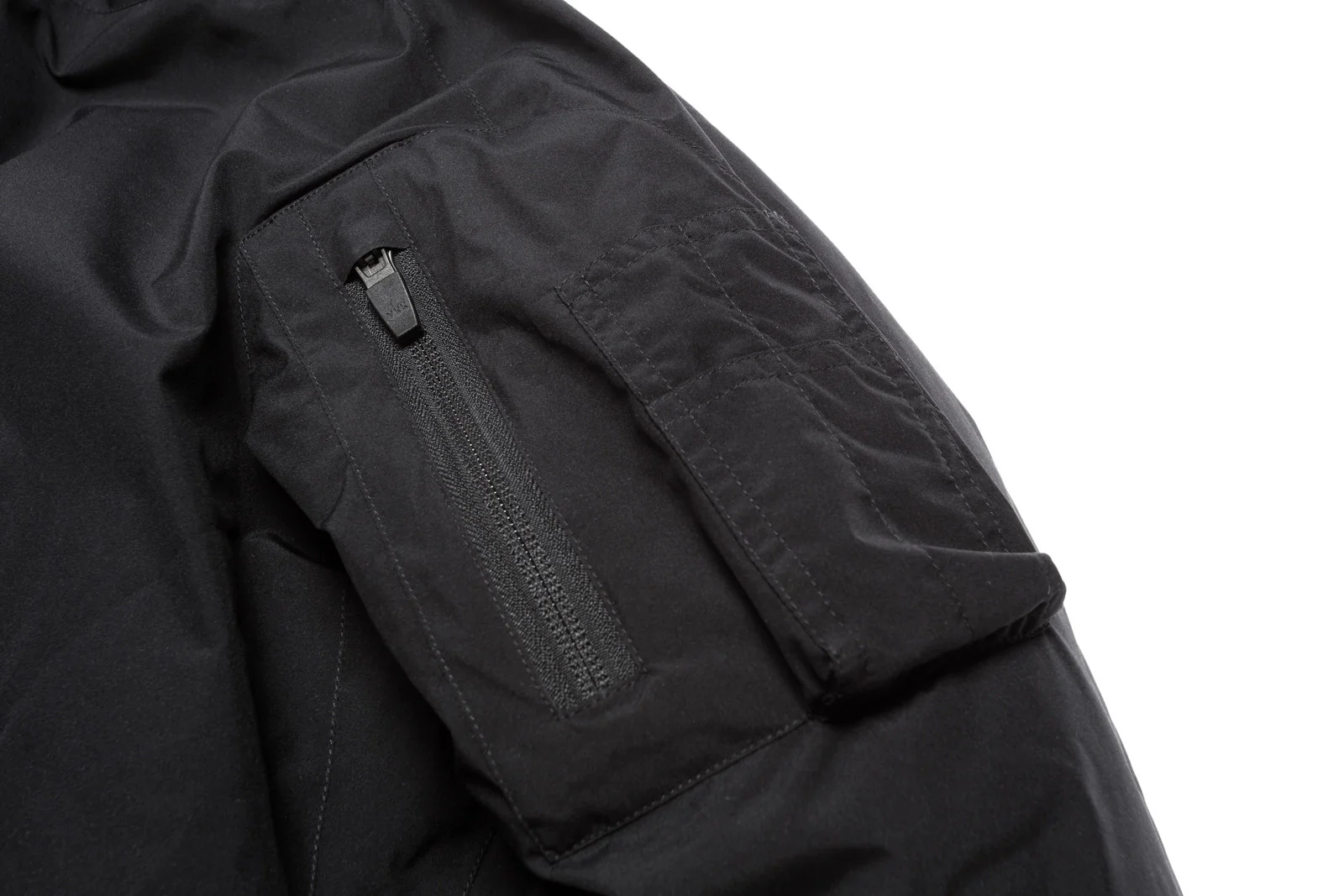72–j50-windstopper-bomber-jacket-1.webp