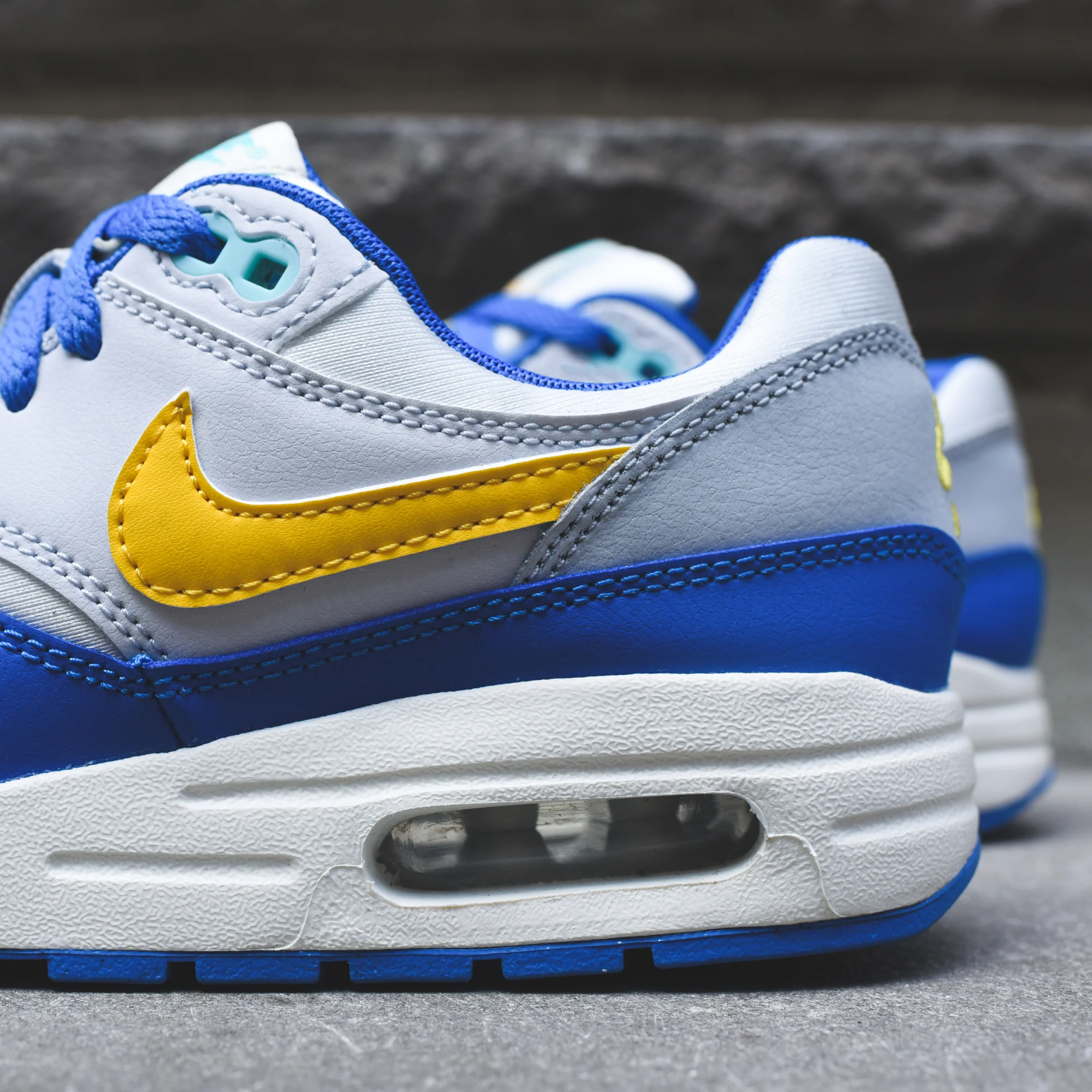 783–grade-school-air-max-1-1.webp