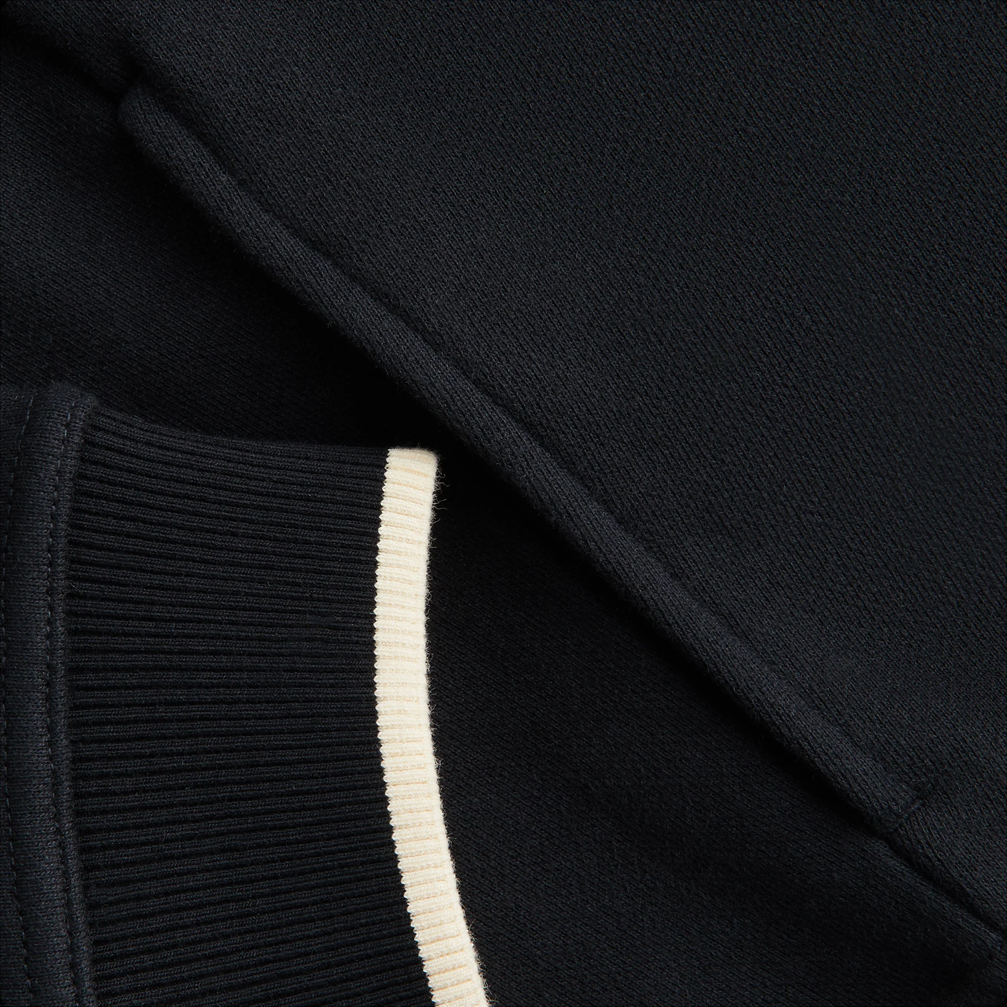 7898-kith-women-maverick-magnified-crest-hoodie-1.webp