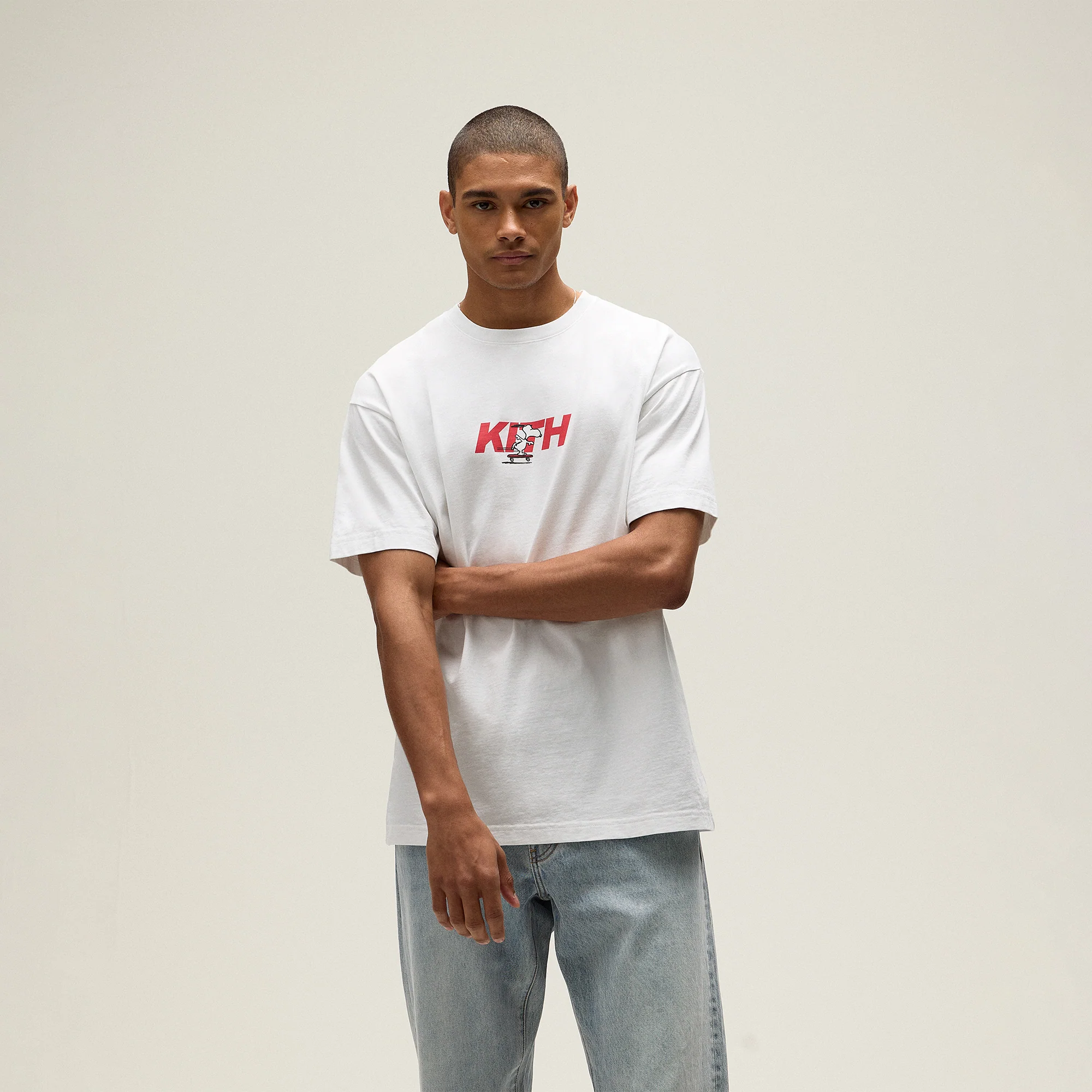 9205-kith-for-peanuts-snoopy-skateboard-fast-logo-tee-1.webp