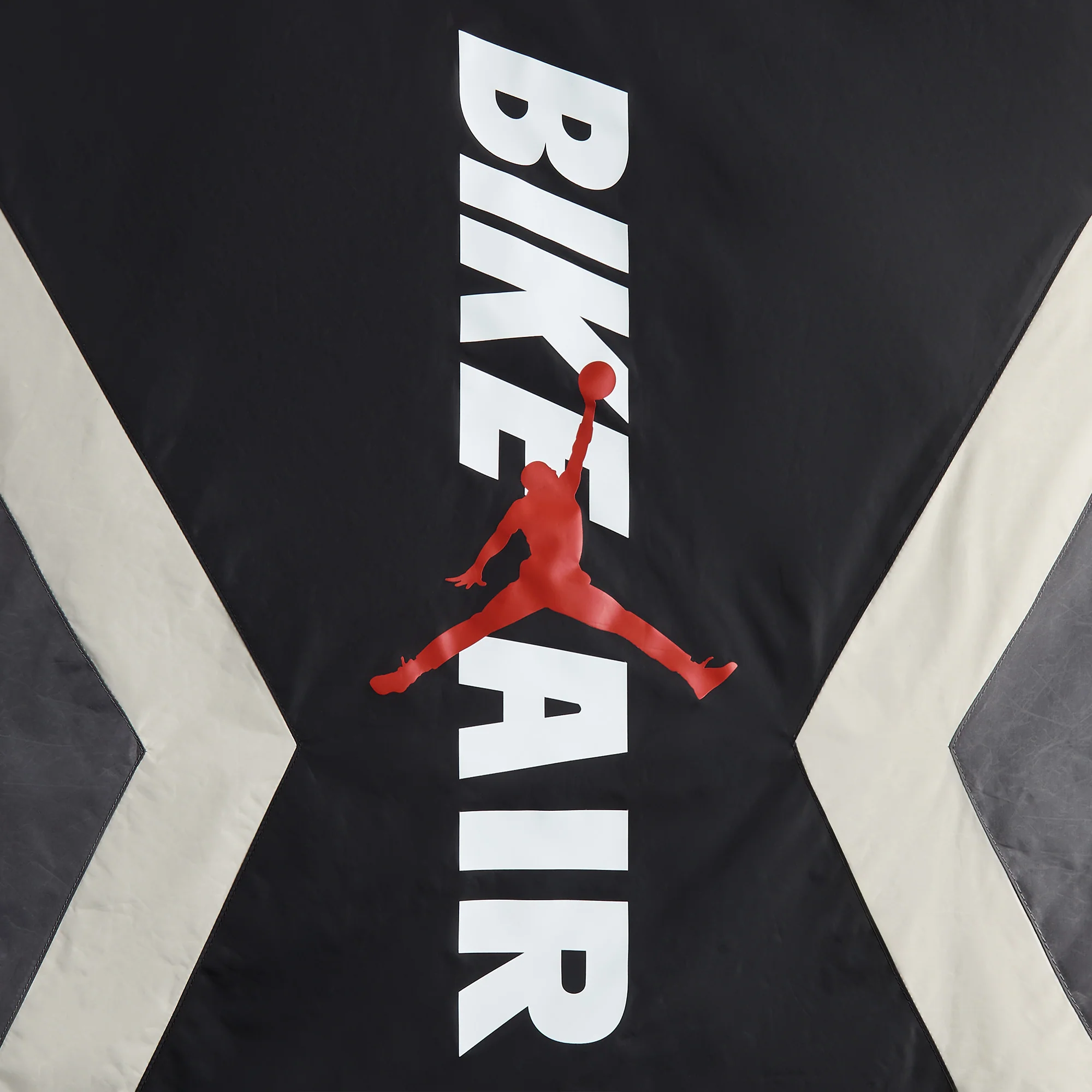 9261–x-nigel-sylvester-bike-air-wind-jkt-1.webp