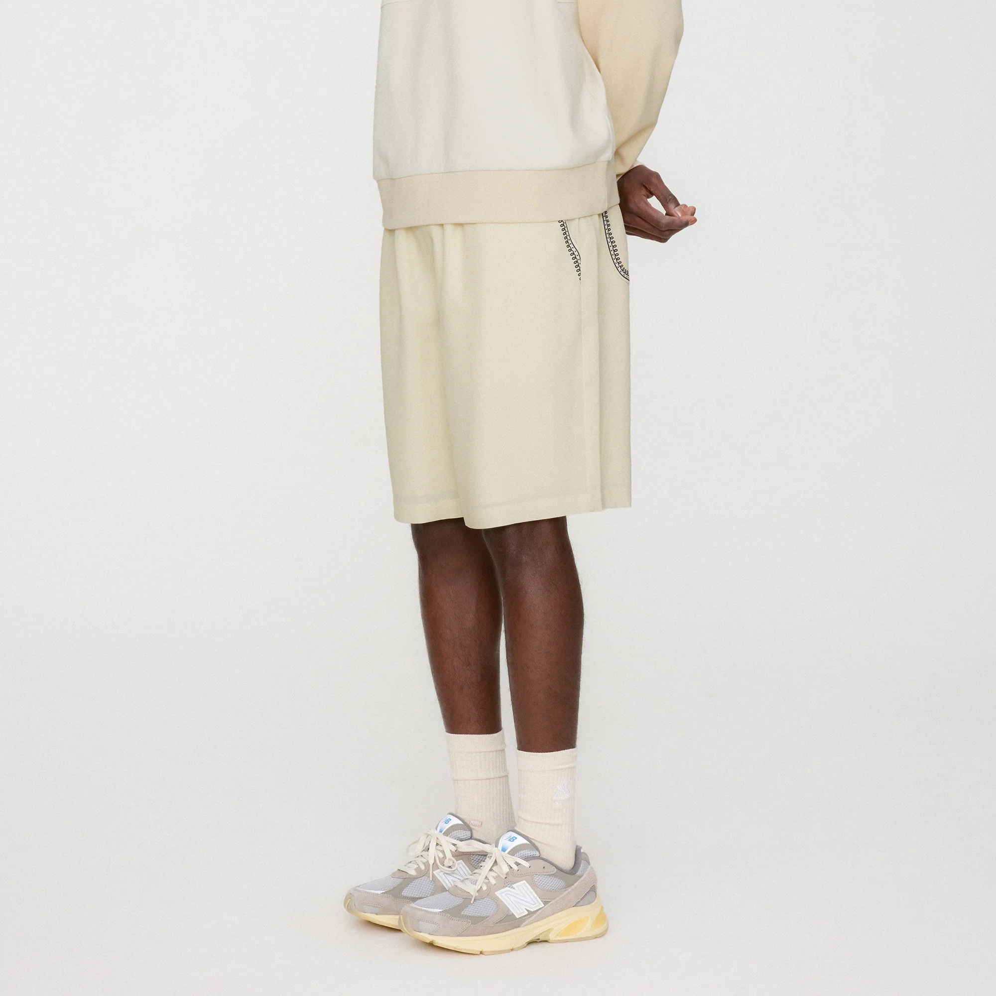 9697-kith-baroque-lewis-short-1.webp